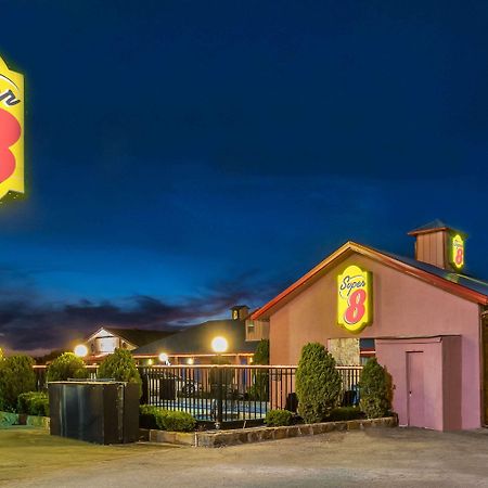 Super 8 By Wyndham Eastland Hotel Ngoại thất bức ảnh